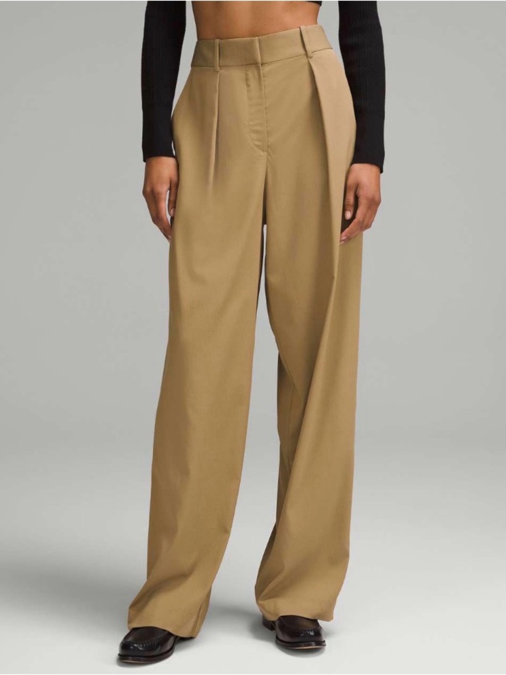 Lululemon Pleat-Front High-Rise Trouser